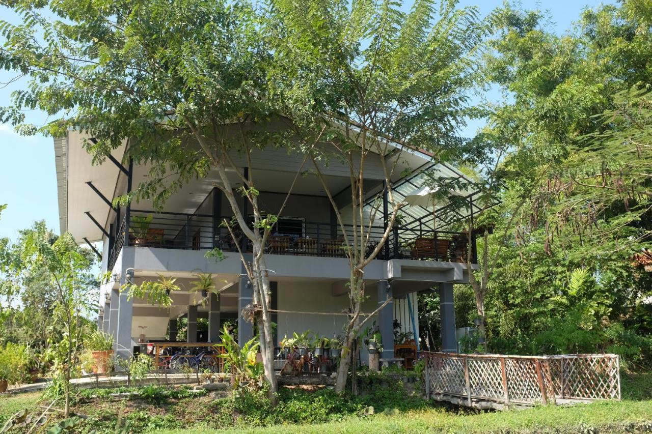 Rai Boonsom Phrao Exterior foto