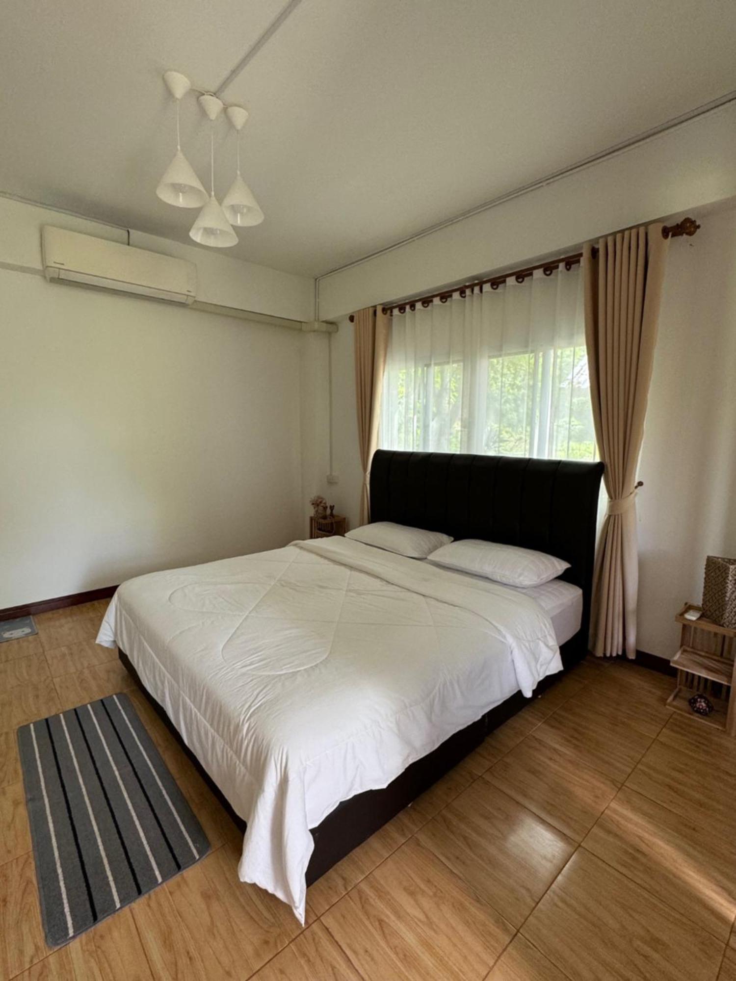 Rai Boonsom Phrao Exterior foto