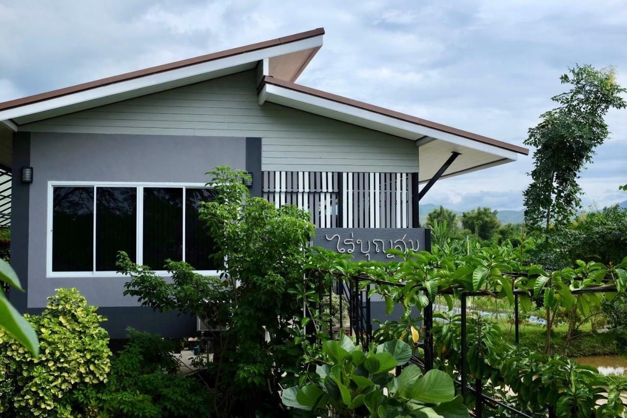 Rai Boonsom Phrao Exterior foto
